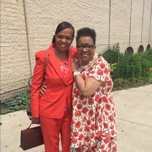 Meet your Posher, Lisa